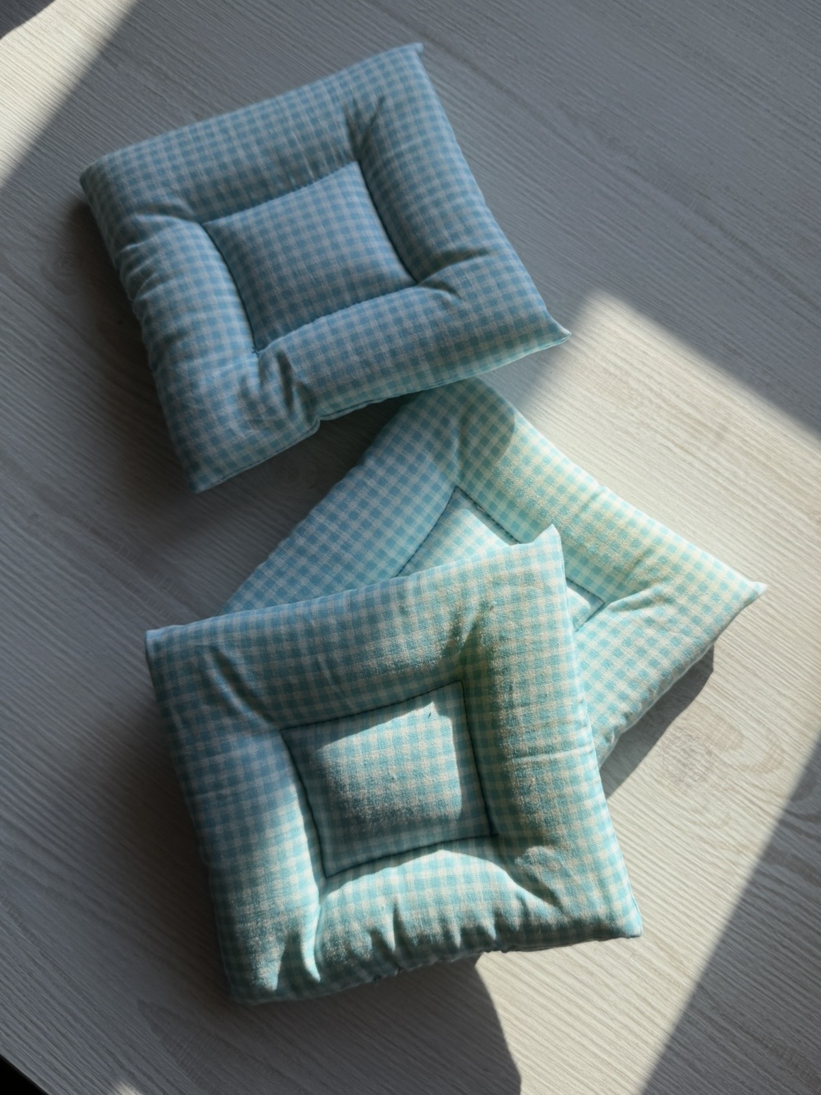 تصویر بالشتک ماگ آبی 